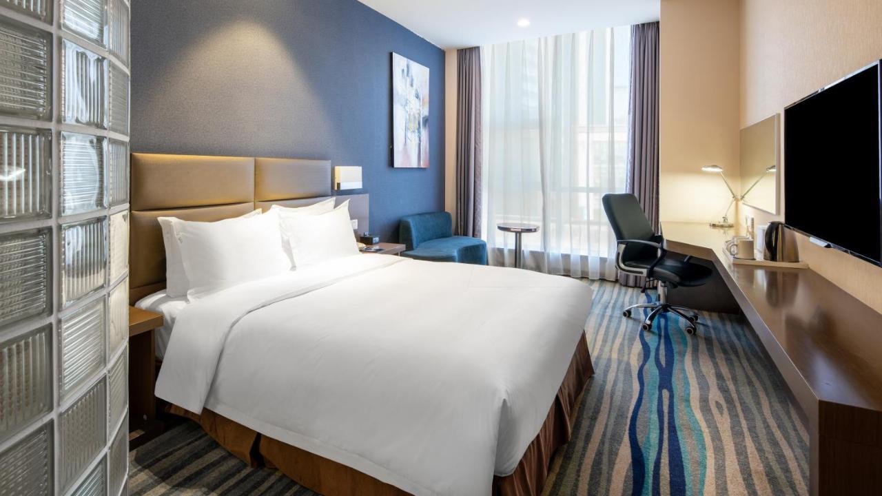 Holiday Inn Express Shenyang North Station By Ihg Exteriör bild
