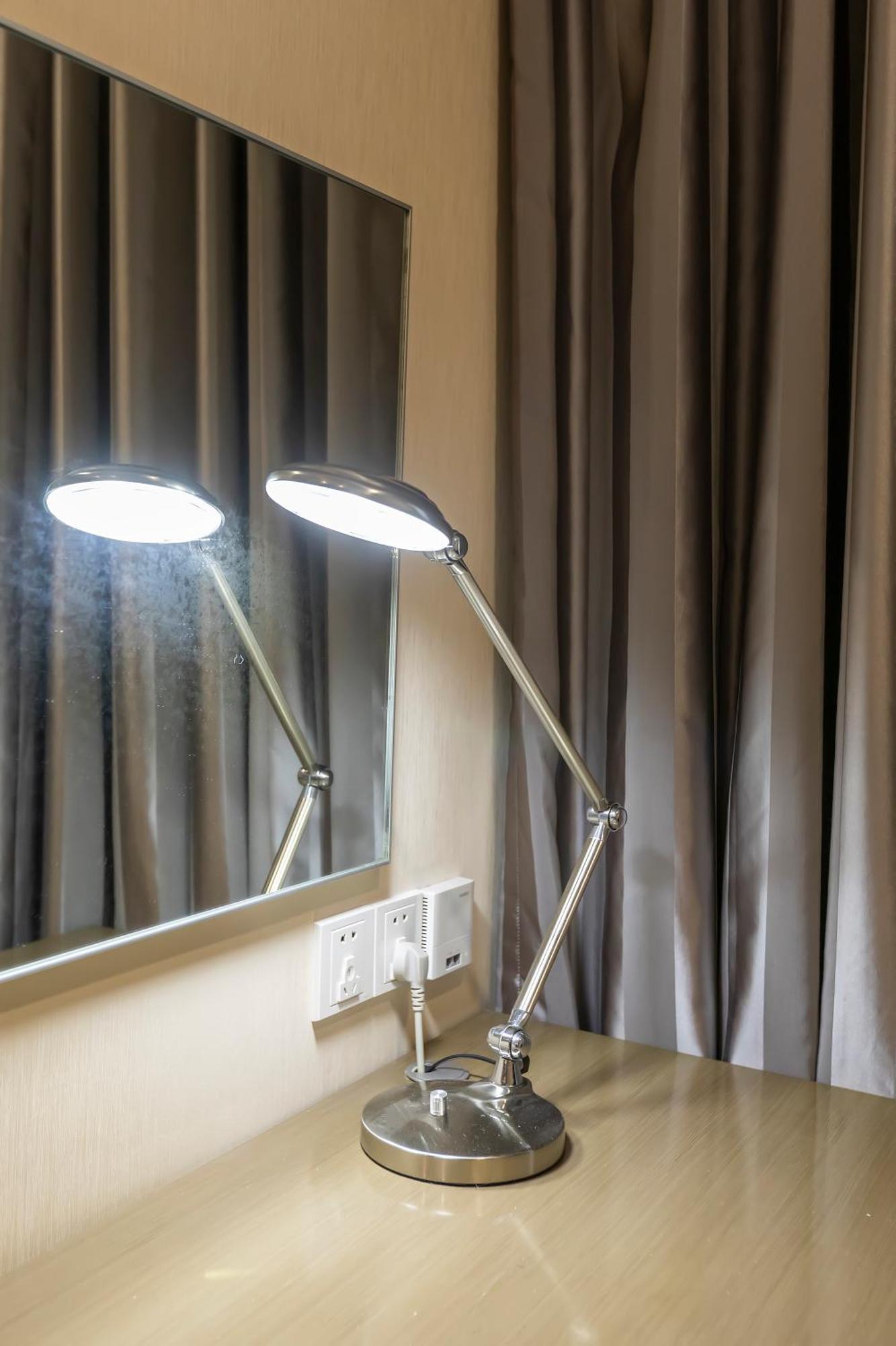Holiday Inn Express Shenyang North Station By Ihg Exteriör bild